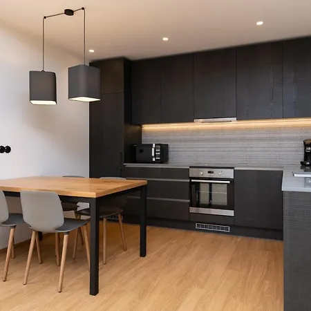 Self-check-in Spacious 1 Bedroom With Terrace And Free Parking Apartamento *