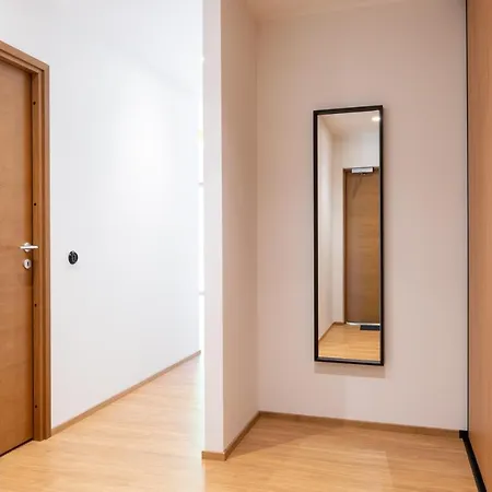 Self-check-in Spacious 1 Bedroom With Terrace And Free Parking Apartamento Tallin