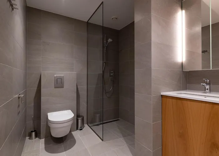 Self-check-in Spacious 1 Bedroom With Terrace And Free Parking Апартаменты