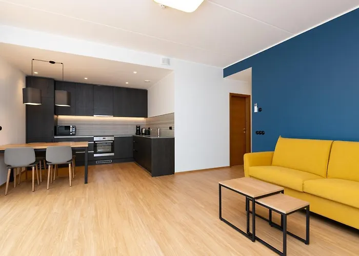 Self-check-in Spacious 1 Bedroom With Terrace And Free Parking Апартаменты *